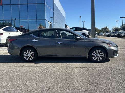 New 2025 Nissan Altima 2.5 S image 6