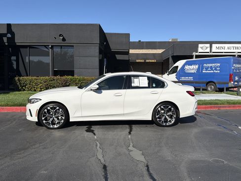 Certified 2026 BMW 330i Sedan w/ Premium Package RWD image 18