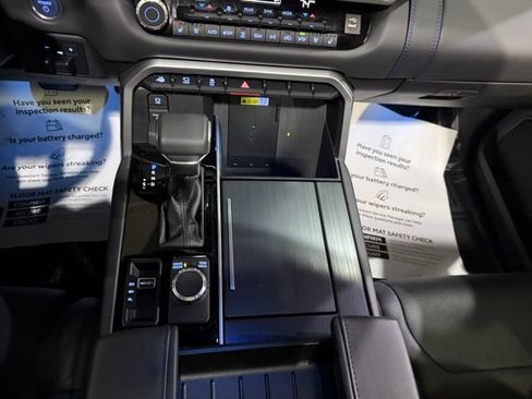 Used 2023 Toyota Sequoia Platinum image 24