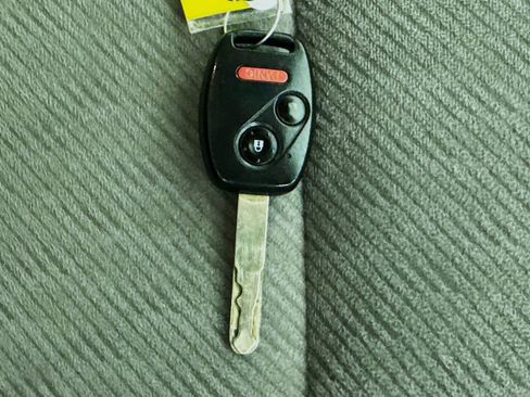 Used 2010 Honda Civic LX image 33