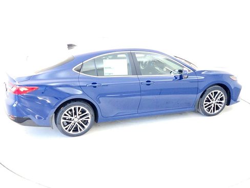 New 2026 Toyota Camry XLE image 14