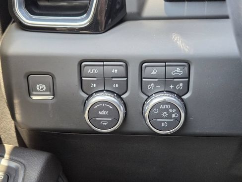 Used 2024 GMC Sierra 1500 Denali AWD/4WD image 24