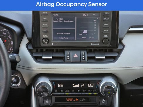 Used 2021 Toyota RAV4 XLE Premium image 22