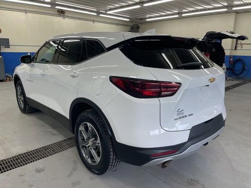 Used 2025 Chevrolet Blazer LT image 12