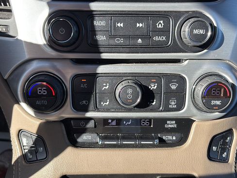 Used 2020 GMC Yukon SLT w/ Premium Edition image 30