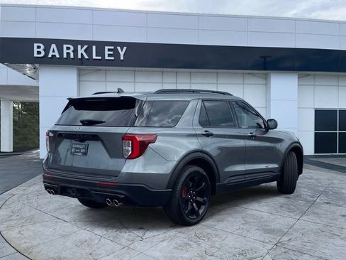 Used 2022 Ford Explorer ST w/ ST Street Pack RWD image 3