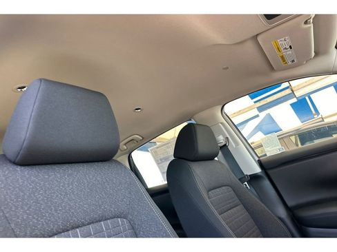 Used 2026 Honda HR-V LX image 19