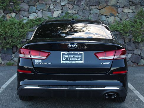 Used 2019 Kia Optima LX FWD image 8