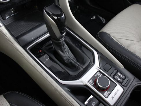 Used 2020 Subaru Forester Limited image 18