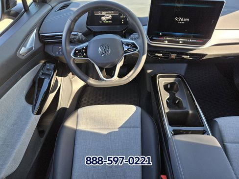 New 2025 Volkswagen ID.4 Pro image 9