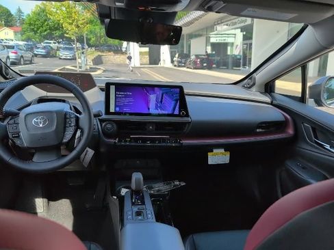 New 2026 Toyota Prius Plug-In Hybrid FWD image 30