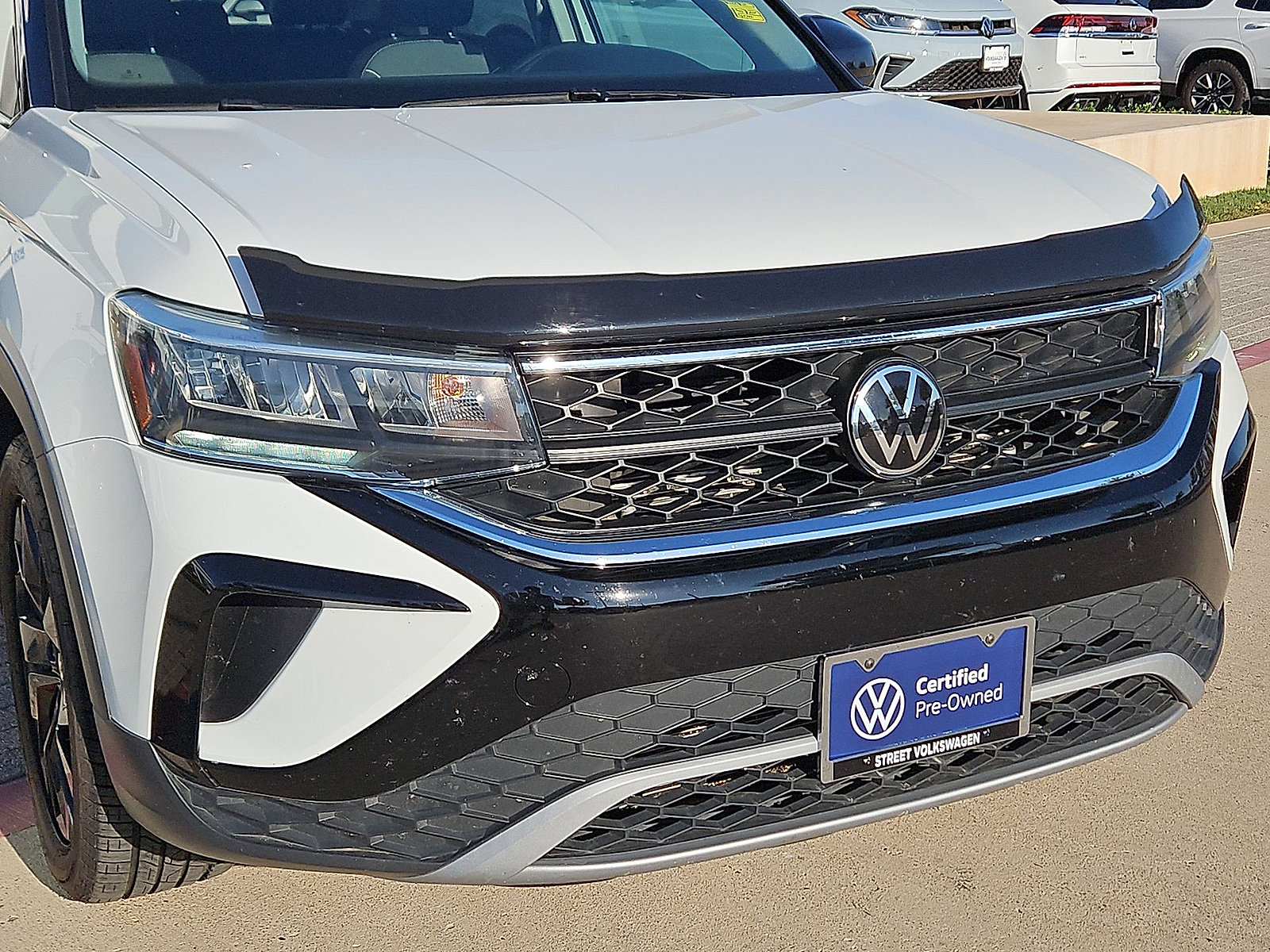 Certified 2024 Volkswagen Taos SE w/ Panoramic Sunroof Package FWD image 10