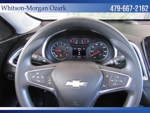 Used 2024 Chevrolet Malibu LT FWD image 37