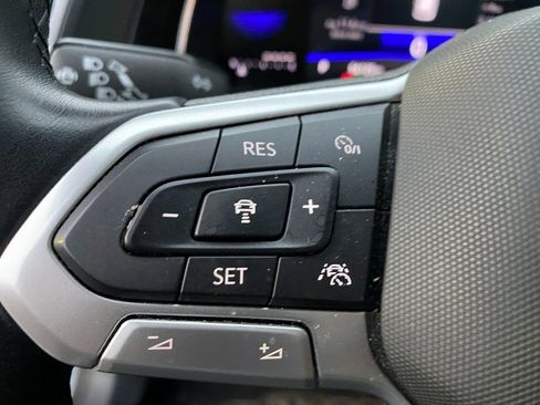 Used 2024 Volkswagen Jetta SE FWD image 22