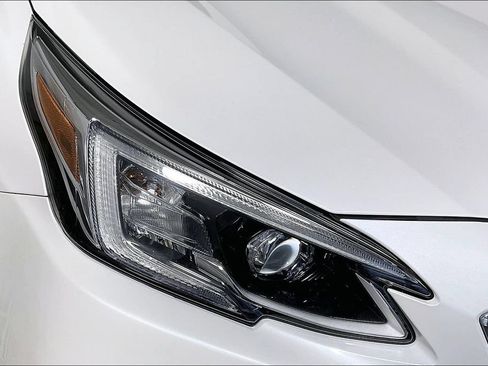 Used 2022 Subaru Outback Limited w/ Popular Package #2 AWD/4WD image 27