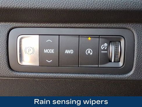 Used 2026 Chevrolet Traverse RS image 28