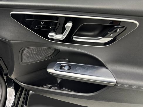 Used 2022 Mercedes-Benz C 300 4MATIC Sedan image 47