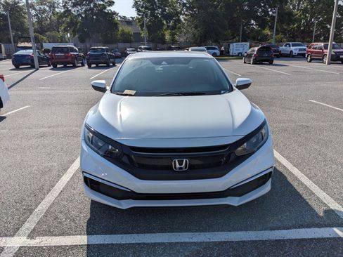 Used 2019 Honda Civic LX image 2