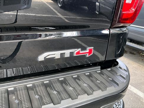 Used 2021 GMC Sierra 1500 AT4 w/ AT4 Preferred Package AWD/4WD image 10