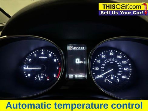 Used 2017 Hyundai Santa Fe SE Ultimate image 19