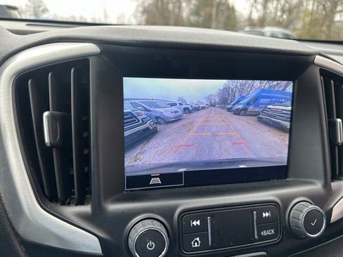 Used 2022 GMC Terrain SLT image 34