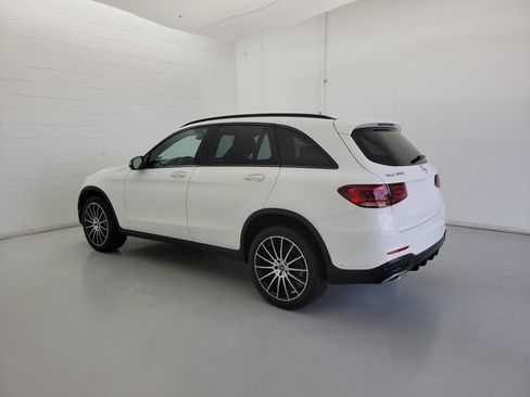Used 2022 Mercedes-Benz GLC 300 w/ AMG Line image 7