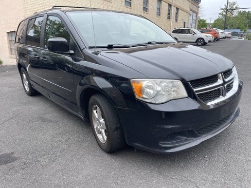 Used 2012 Dodge Grand Caravan SXT FWD image 5