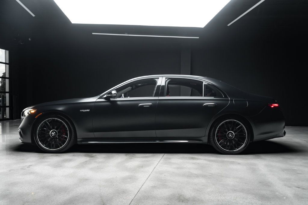 Used 2025 Mercedes-Benz S 63 AMG S image 19
