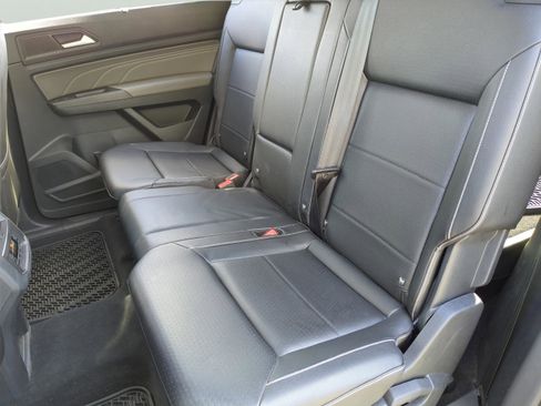 Used 2022 Volkswagen Atlas SE image 20