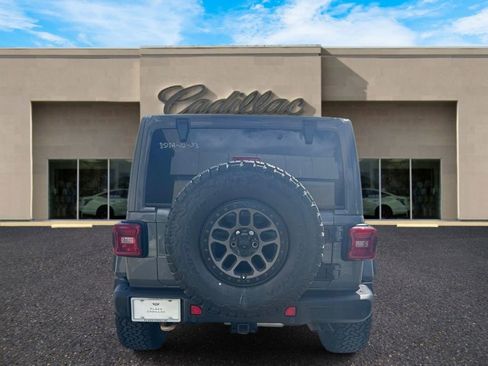 Used 2022 Jeep Wrangler Unlimited Rubicon w/ Xtreme Recon 35" Tire Package image 4