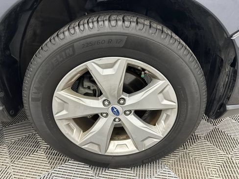 Used 2016 Subaru Forester 2.5i Limited AWD/4WD image 13