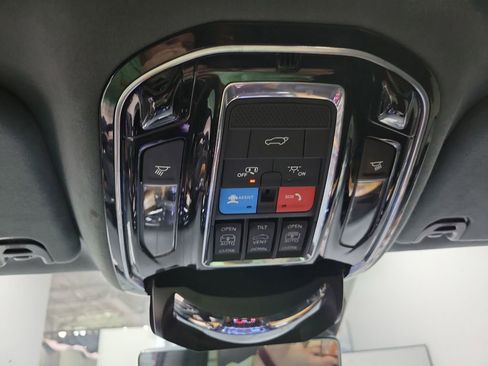 Used 2022 Jeep Grand Wagoneer Series II w/ Convenience Group III image 80