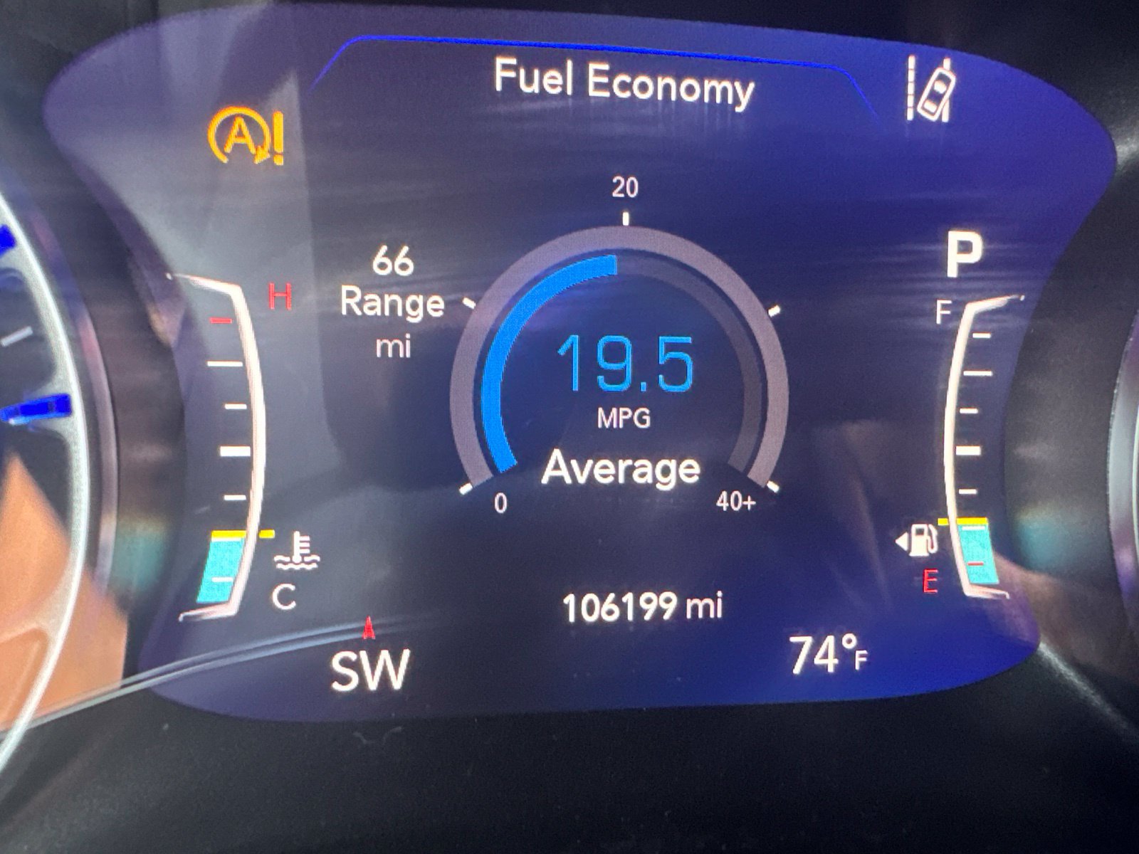 Used 2019 Chrysler Pacifica Touring Plus w/ Advanced Safetytec Group FWD image 27