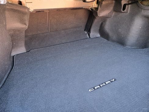 Used 2020 Toyota Camry LE w/ Carpet Mat Package FWD image 10
