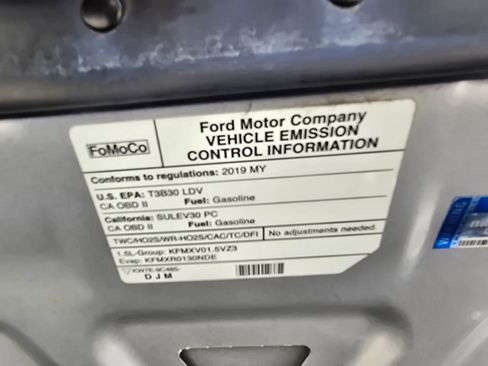 Used 2019 Ford Fusion SEL image 48