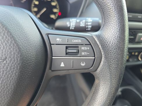Certified 2023 Honda HR-V LX image 22