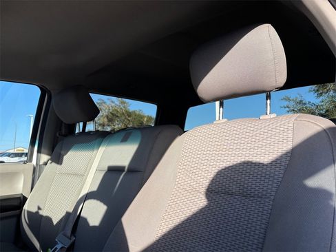 Used 2017 Ford F150 XLT w/ Trailer Tow Package image 11