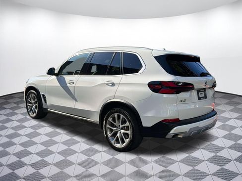 Used 2024 BMW X5 sDrive40i w/ Parking Assistance Package RWD image 3