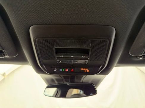 Used 2024 Chevrolet Blazer EV LT AWD/4WD image 38