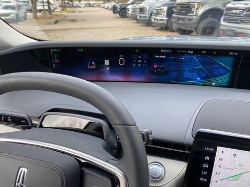 New 2026 Lincoln Nautilus Reserve image 26