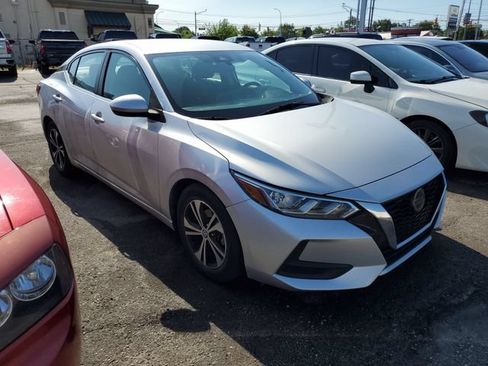 Used 2021 Nissan Sentra SV FWD image 2