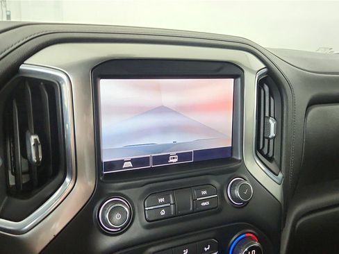 Used 2021 Chevrolet Silverado 1500 LT Trail Boss w/ Convenience Package II image 30