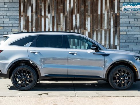 Used 2021 Kia Sorento SX AWD/4WD image 7