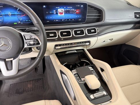Used 2020 Mercedes-Benz GLS 450 4MATIC image 29