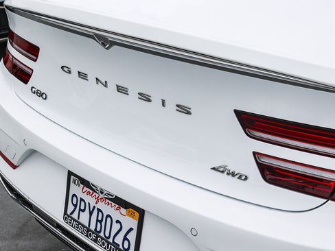 Used 2025 Genesis G80 2.5T image 7