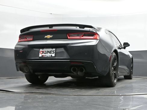 Used 2016 Chevrolet Camaro SS RWD image 41