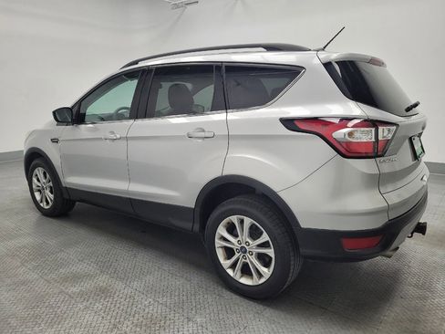 Used 2017 Ford Escape SE w/ Equipment Group 201A AWD/4WD image 3