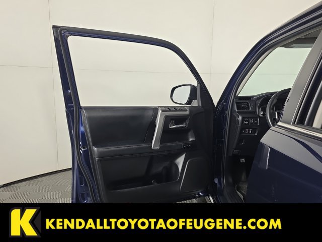 Used 2021 Toyota 4Runner Limited AWD/4WD image 24