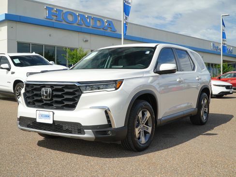 Used 2025 Honda Pilot EX-L image 1
