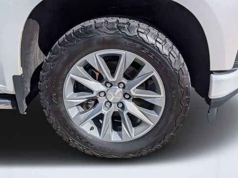 Used 2019 Chevrolet Silverado 1500 High Country AWD/4WD image 10
